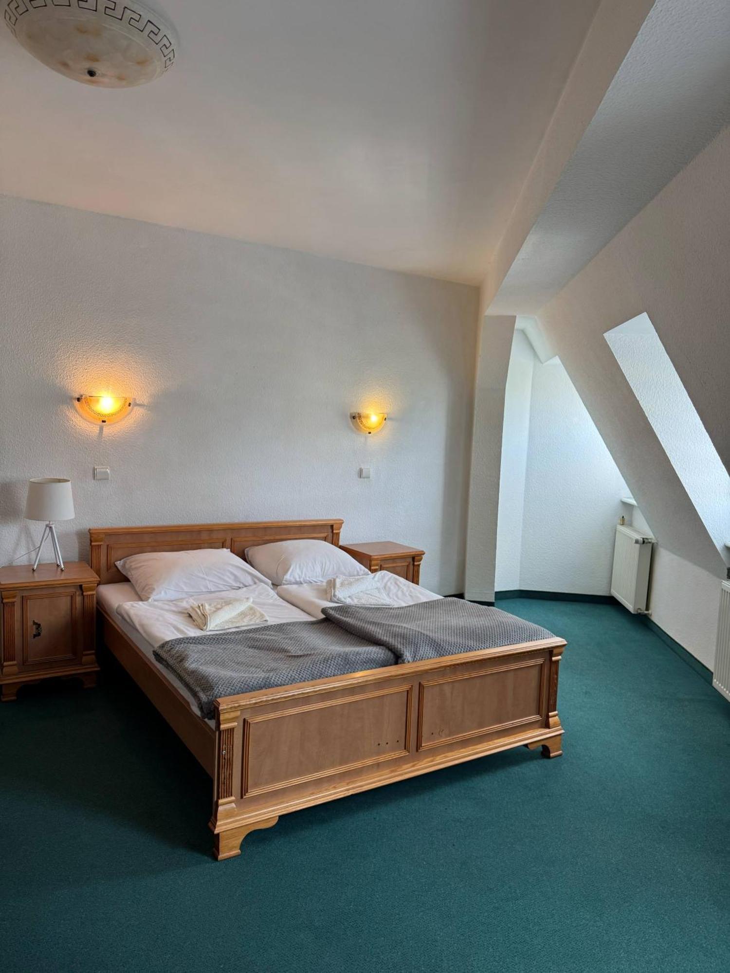 Motel Dom Turysty Kostrzyn nad Odra Exterior foto