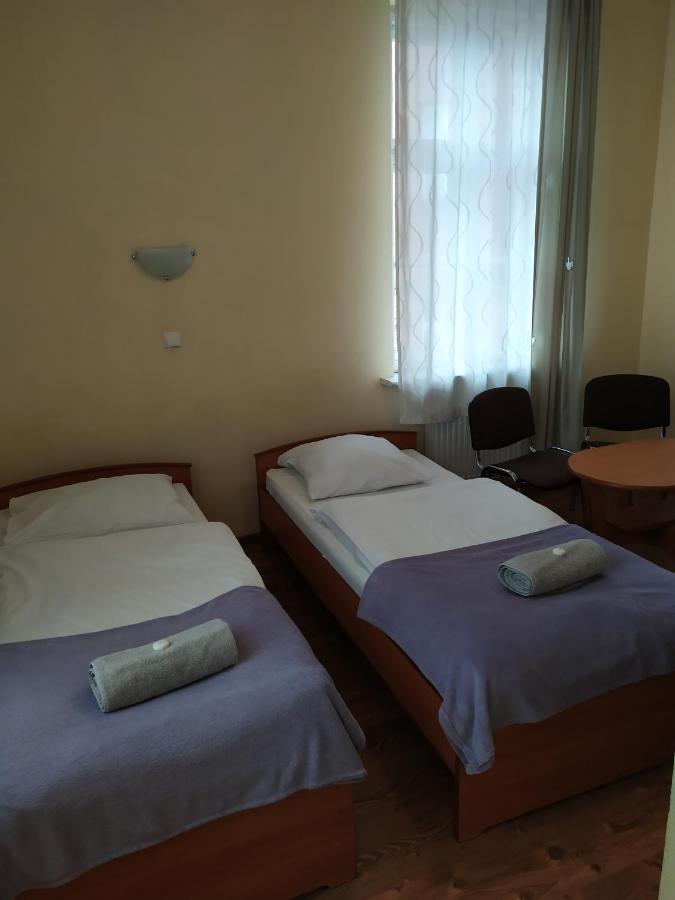 Motel Dom Turysty Kostrzyn nad Odra Exterior foto