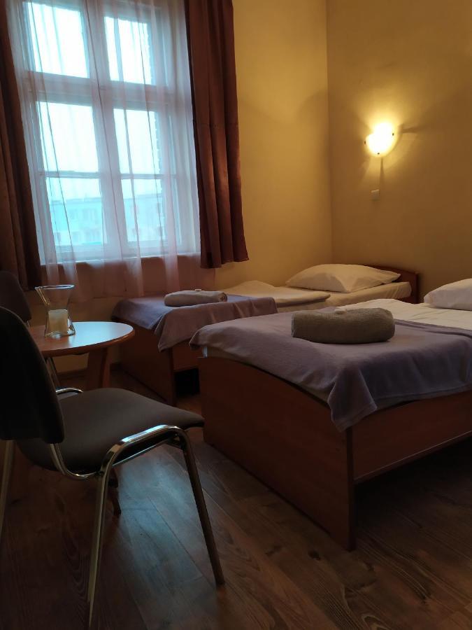 Motel Dom Turysty Kostrzyn nad Odra Exterior foto