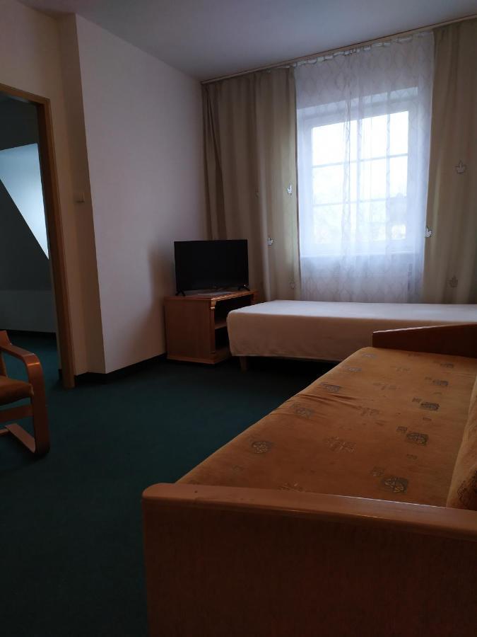 Motel Dom Turysty Kostrzyn nad Odra Exterior foto